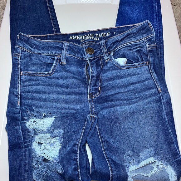 American Eagle Outfitters Denim - American Eagle Outfitters Women's Dark Blue Distressed Skinny Jeans